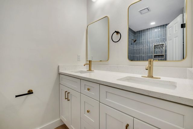 2612 BRENTSHIRE Drive, Tallahassee, FL 32303