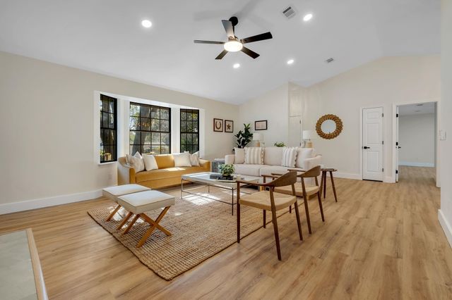 2612 BRENTSHIRE Drive, Tallahassee, FL 32303