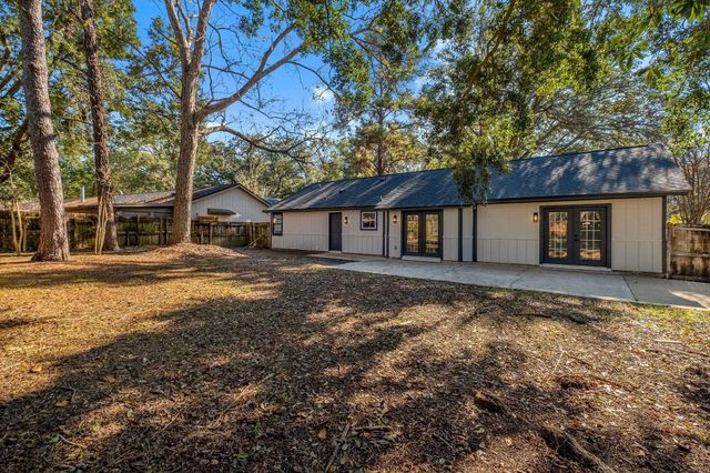 2612 BRENTSHIRE Drive, Tallahassee, FL 32303