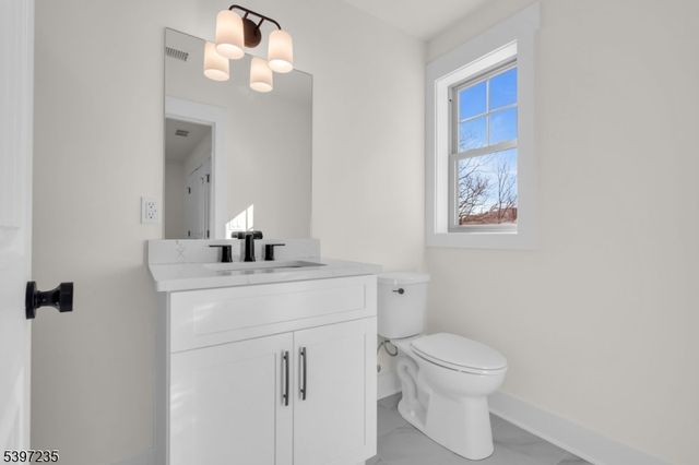 8 Church Street, Stockton Boro, NJ 08559