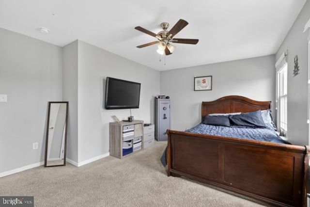 375 DELAWARE RIVER DR, Clayton, DE 19938
