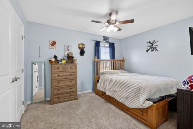 375 DELAWARE RIVER DR, Clayton, DE 19938