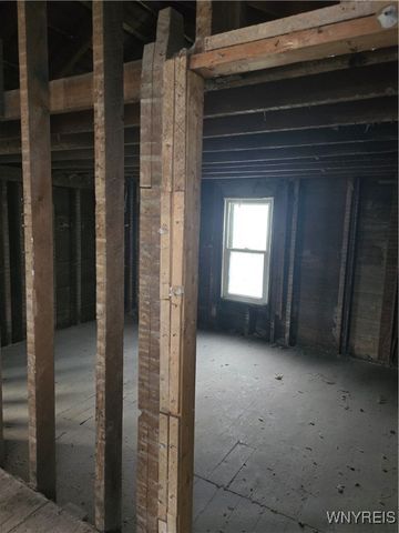 62 Grand Street, Lockport City, NY 14094