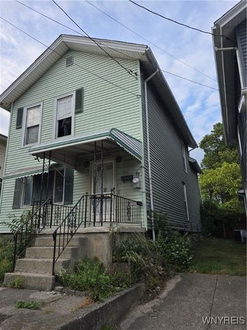 62 Grand Street, Lockport City, NY 14094