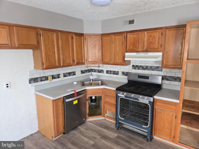 83 MOUNT CLEMENT, Pine Hill, NJ 08021