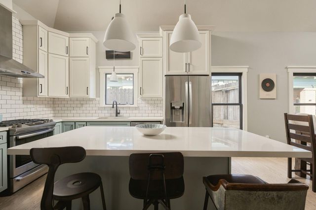 620 W 21st Street, Houston, TX 77008