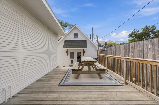 620 W 21st Street, Houston, TX 77008