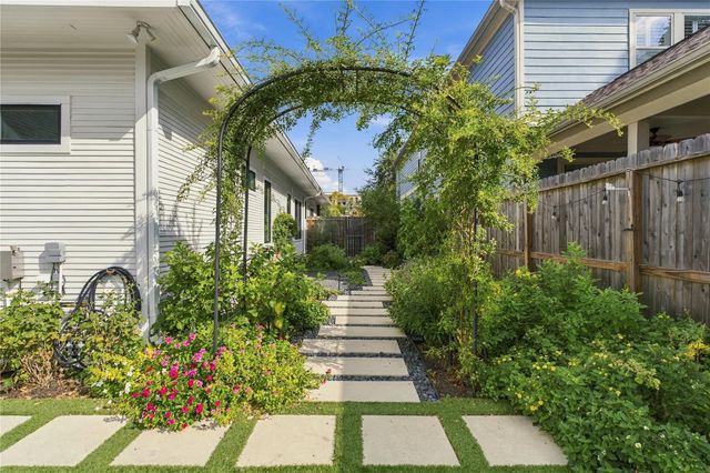 620 W 21st Street, Houston, TX 77008