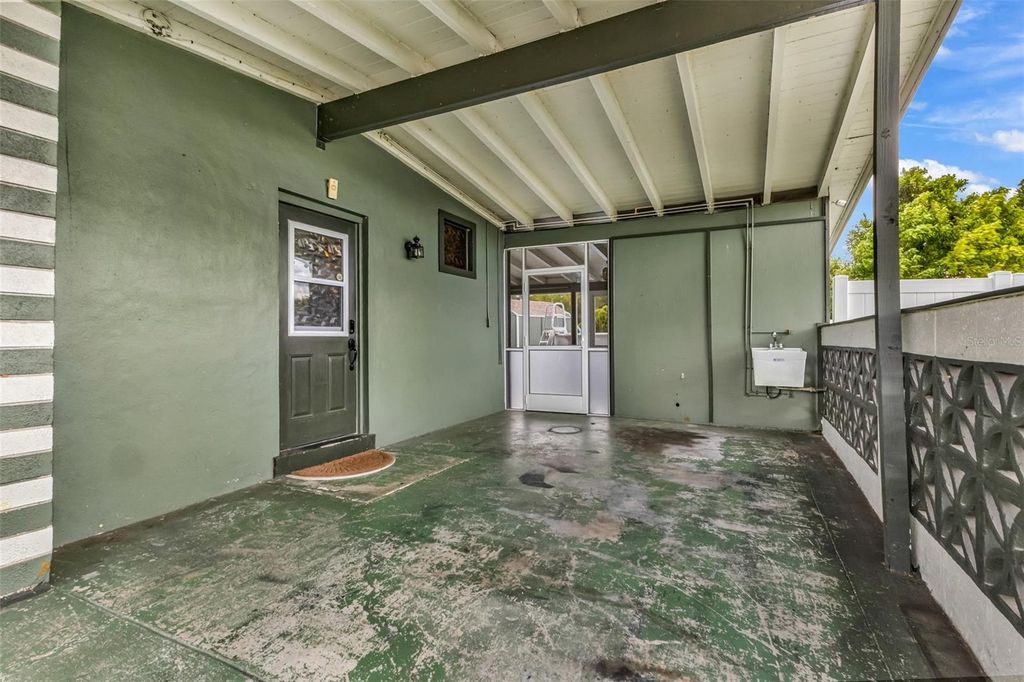 Image 11 of property listing at 22050 CATHERINE AVENUE, Port Charlotte, FL 33952