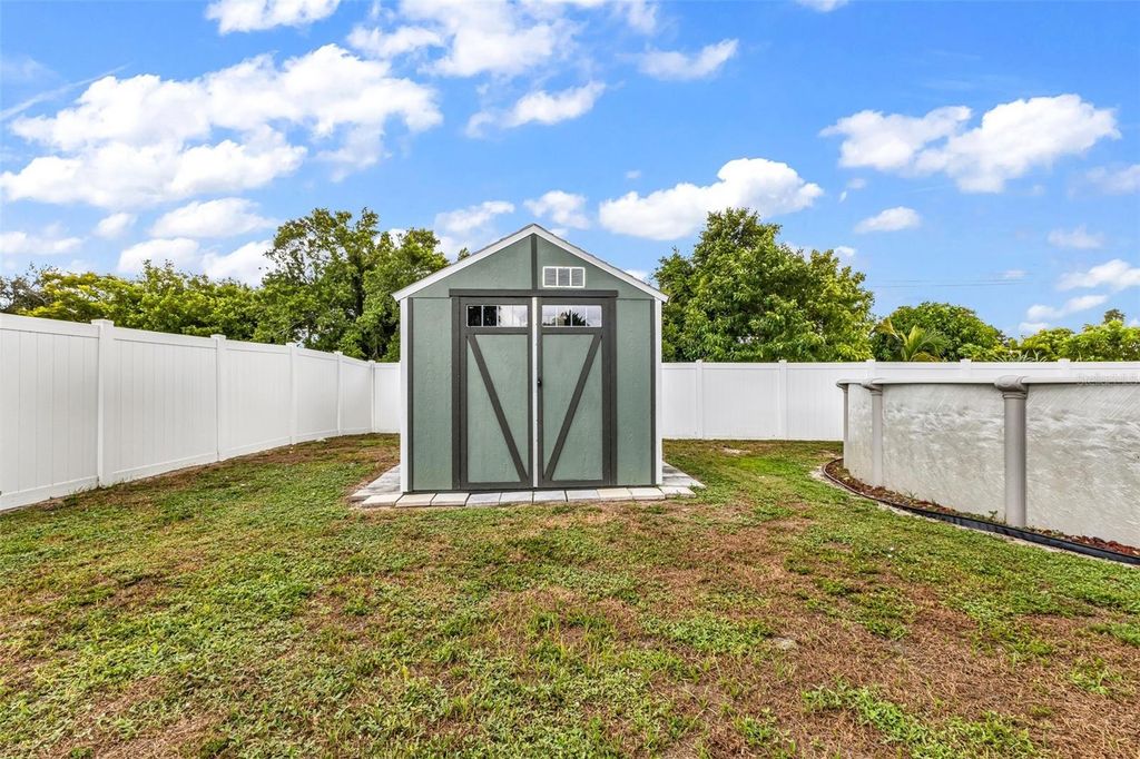 Image 15 of property listing at 22050 CATHERINE AVENUE, Port Charlotte, FL 33952