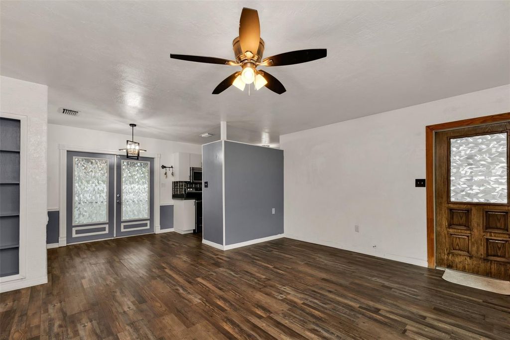 Image 19 of property listing at 22050 CATHERINE AVENUE, Port Charlotte, FL 33952