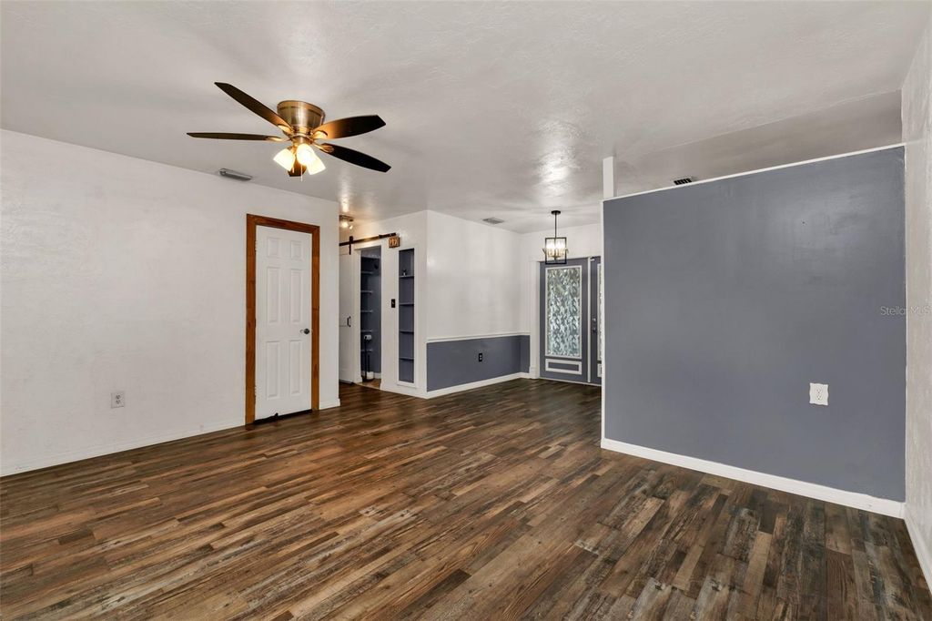 Image 21 of property listing at 22050 CATHERINE AVENUE, Port Charlotte, FL 33952