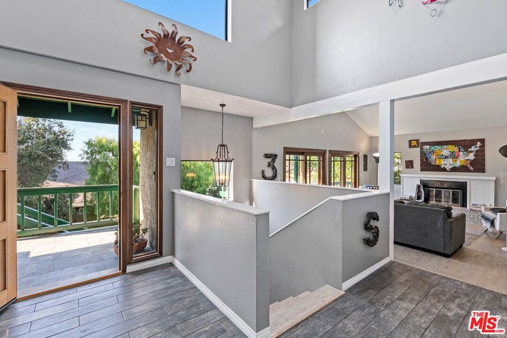 23620 Clover Trail, Calabasas, CA 91302 — photo 4