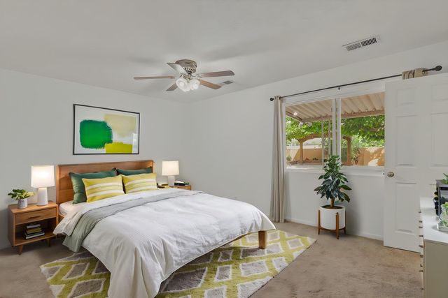 808 Villa Verde Drive SE, Rio Rancho, NM 87124