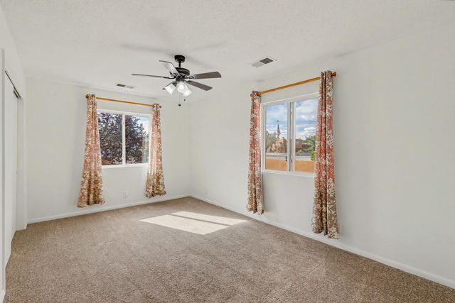 808 Villa Verde Drive SE, Rio Rancho, NM 87124