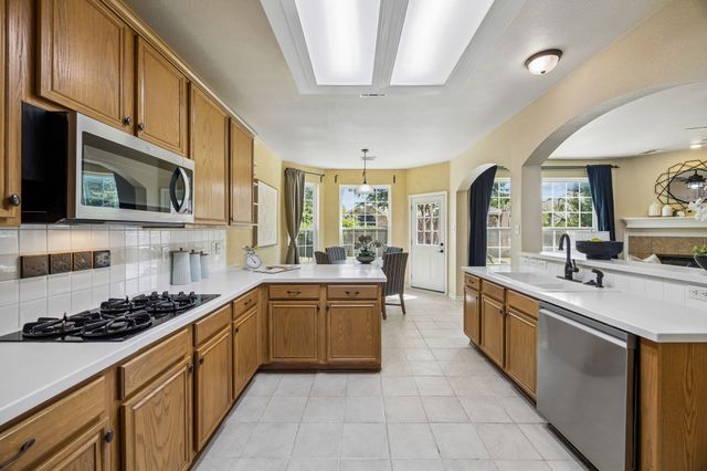 104 Rolling Rock Drive, Trophy Club, TX 76262