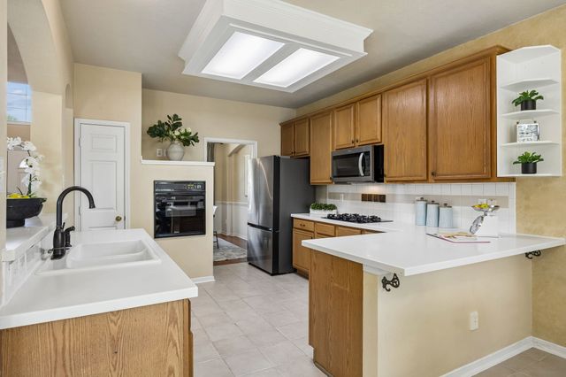 104 Rolling Rock Drive, Trophy Club, TX 76262