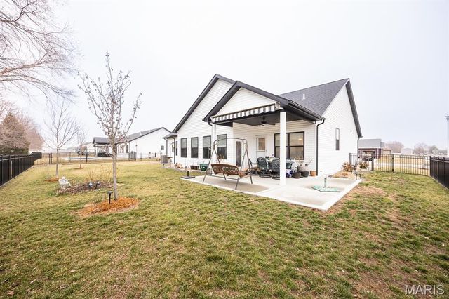 1113 Menominee Trail, Mascoutah, IL 62258