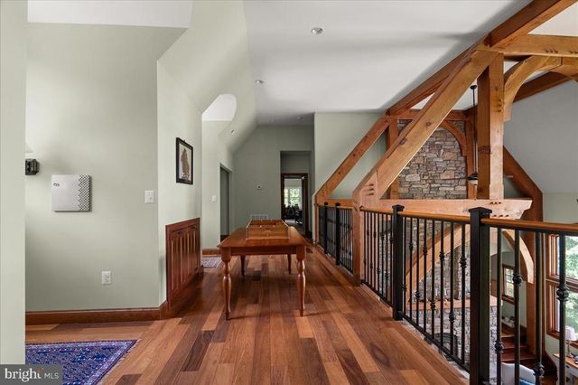 6483 CHESHIRE LN, Marshall, VA 20115