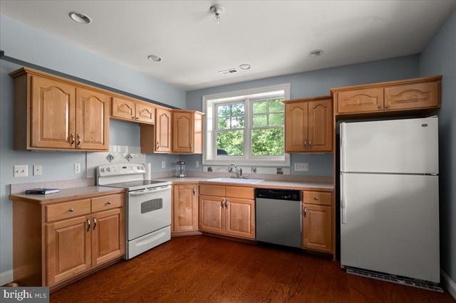 6483 CHESHIRE LN, Marshall, VA 20115