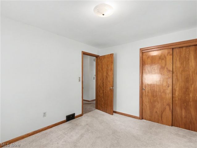 186 E Woodsdale Avenue, Akron, OH 44301