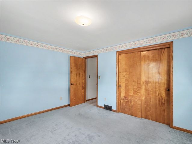 186 E Woodsdale Avenue, Akron, OH 44301