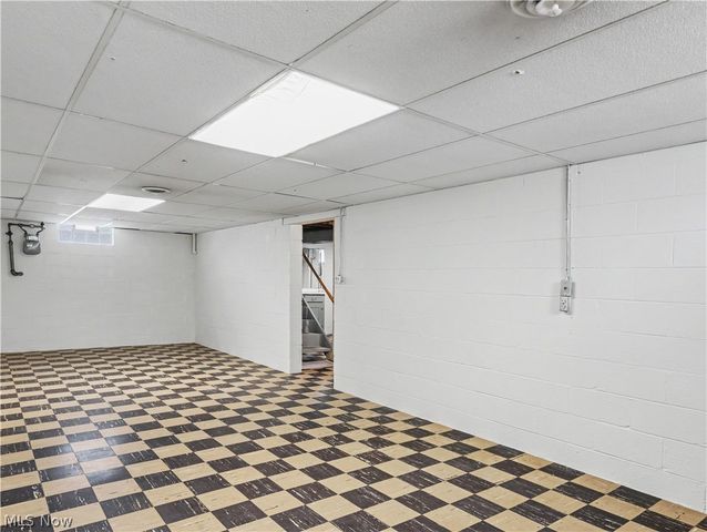 186 E Woodsdale Avenue, Akron, OH 44301