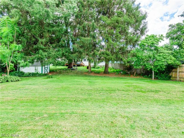 186 E Woodsdale Avenue, Akron, OH 44301