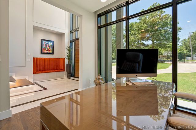 4621 S Columbia Place, Tulsa, OK 74105