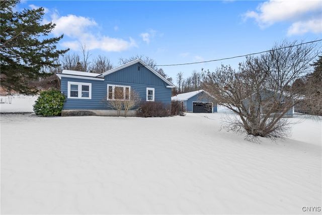 299 Cemetery Road, Oswego, NY 13126