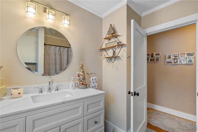 299 Cemetery Road, Oswego, NY 13126