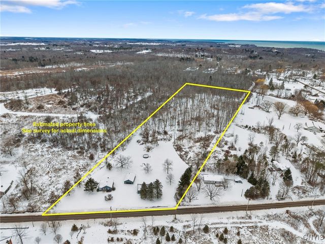 299 Cemetery Road, Oswego, NY 13126