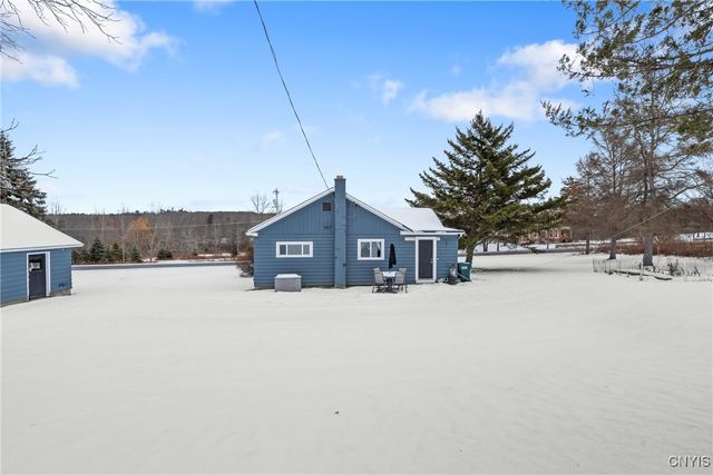 299 Cemetery Road, Oswego, NY 13126