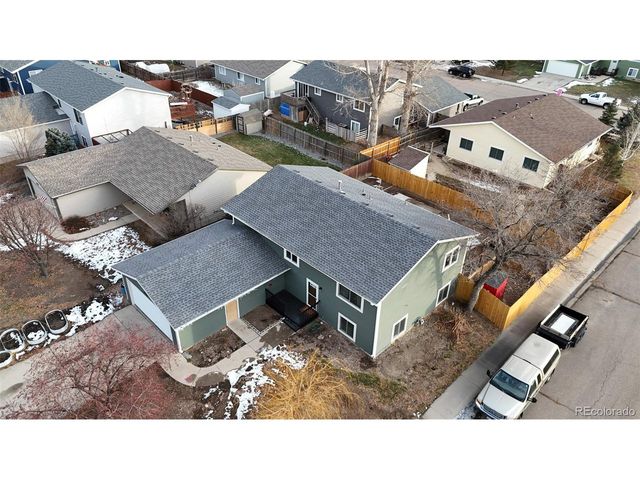 3913 Lincoln Ct, Wellington, CO 80549