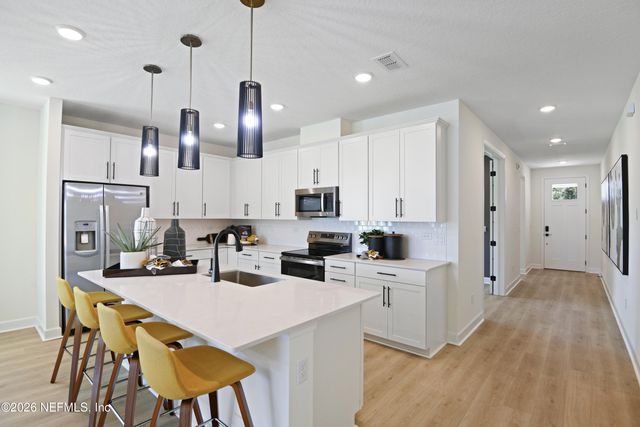 96014 COLLEGE Parkway, Fernandina Beach, FL 32034