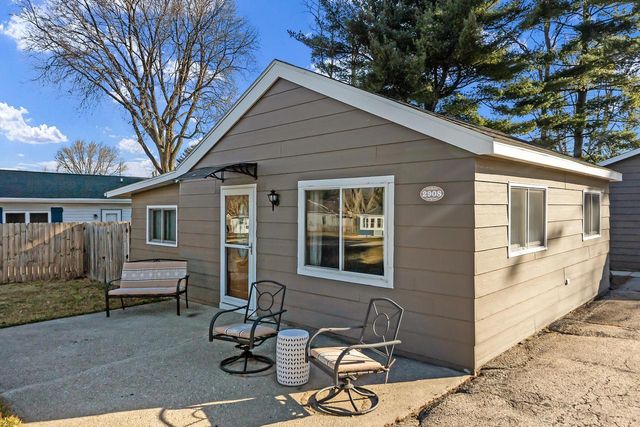 2908 Jones STREET, Delavan, WI 53115