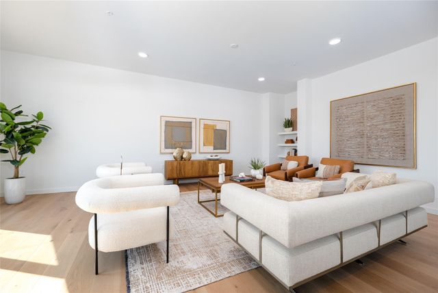 2209 S 1st ST 407, Austin, TX 78704