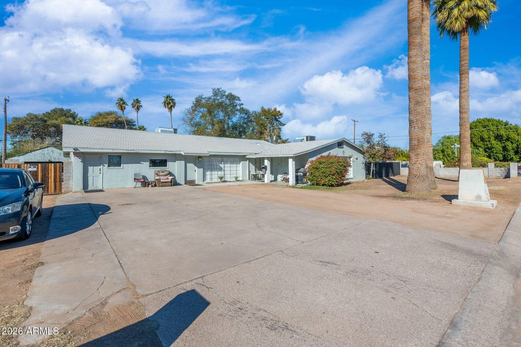 2642 N 31ST Street, Phoenix, AZ 85008