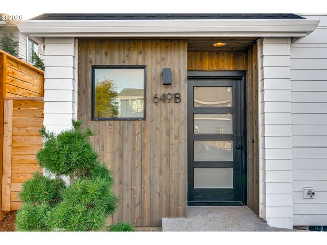 6491 Se Ramona St B, Portland, OR 97206