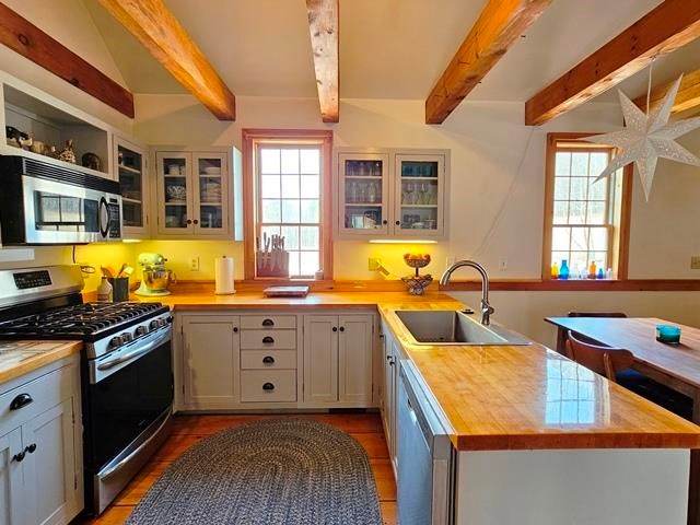 192 Apple Hill Road, Sullivan, NH 03445