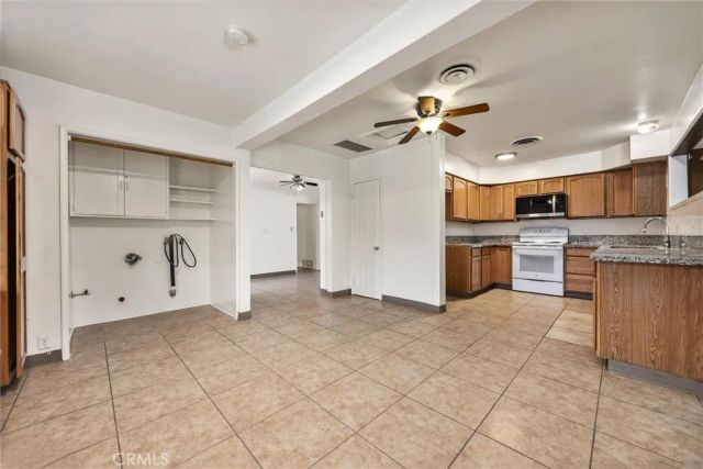 838 20th, Delano, CA 93215
