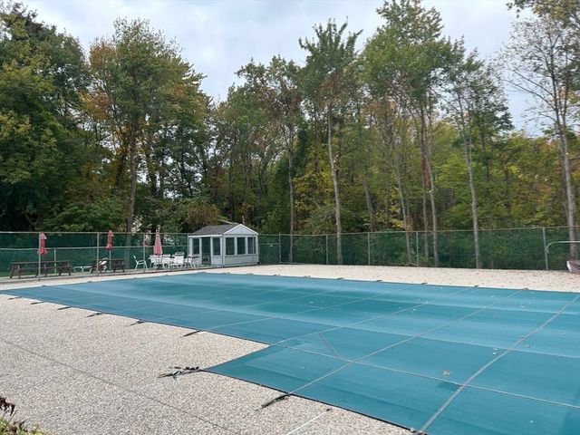 37 Will Drive 12, Canton, MA 02021