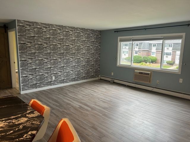 37 Will Drive 12, Canton, MA 02021