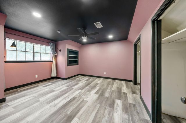 1013 Stevens Avenue, Conroe, TX 77301