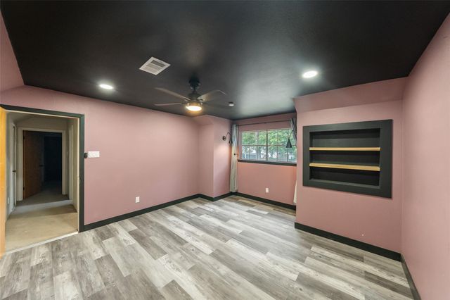1013 Stevens Avenue, Conroe, TX 77301