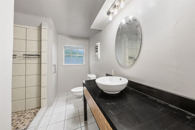 1013 Stevens Avenue, Conroe, TX 77301