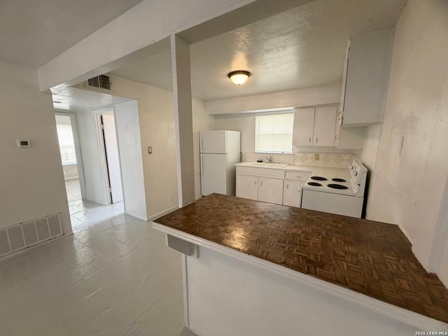 115 Victor St Apt 1, San Antonio, TX 78209