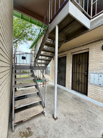 115 Victor St Apt 1, San Antonio, TX 78209