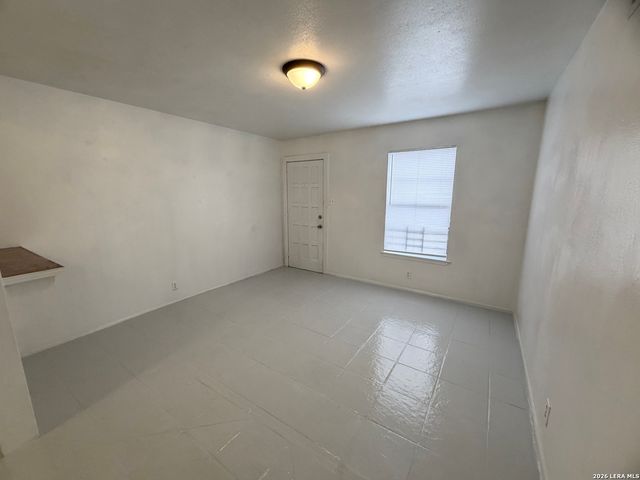 115 Victor St Apt 1, San Antonio, TX 78209
