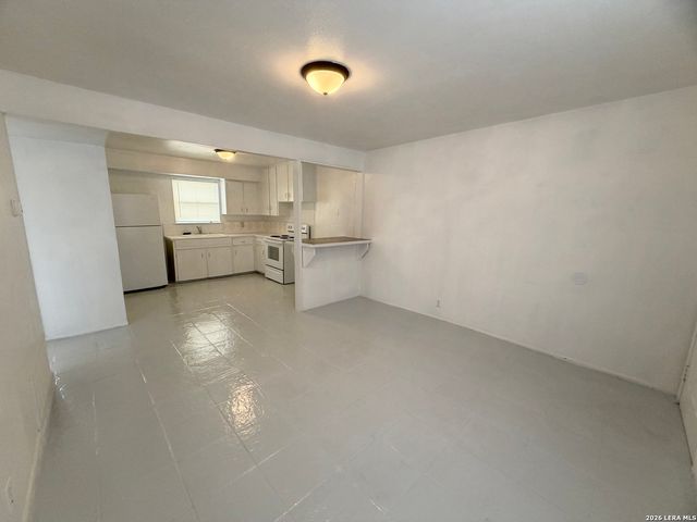 115 Victor St Apt 1, San Antonio, TX 78209